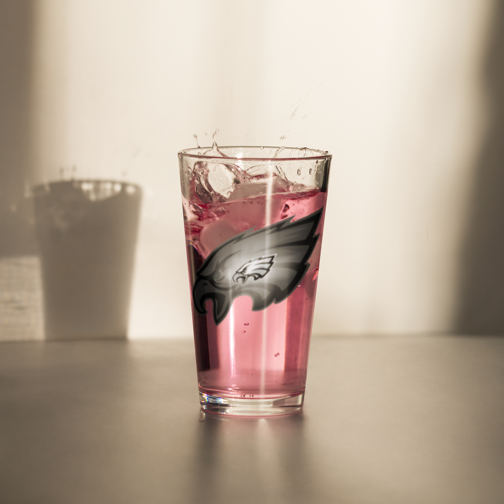 Philadelphia Eagles Pint Glass 16 oz | NFL Beer Glass | Philly Football Gift for Him | Game Day Drinkware | Eagles Fan Barware | Tailgate Cup