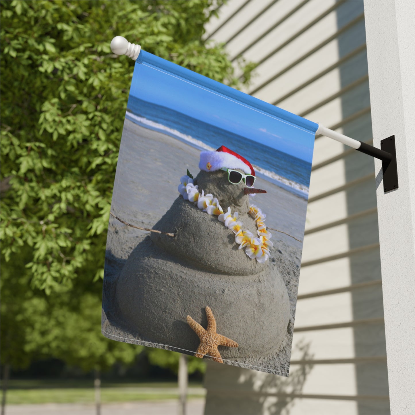 Sand Castle Snowman Garden Flag, Coastal Holiday Decorations, Seaside Holiday Decor