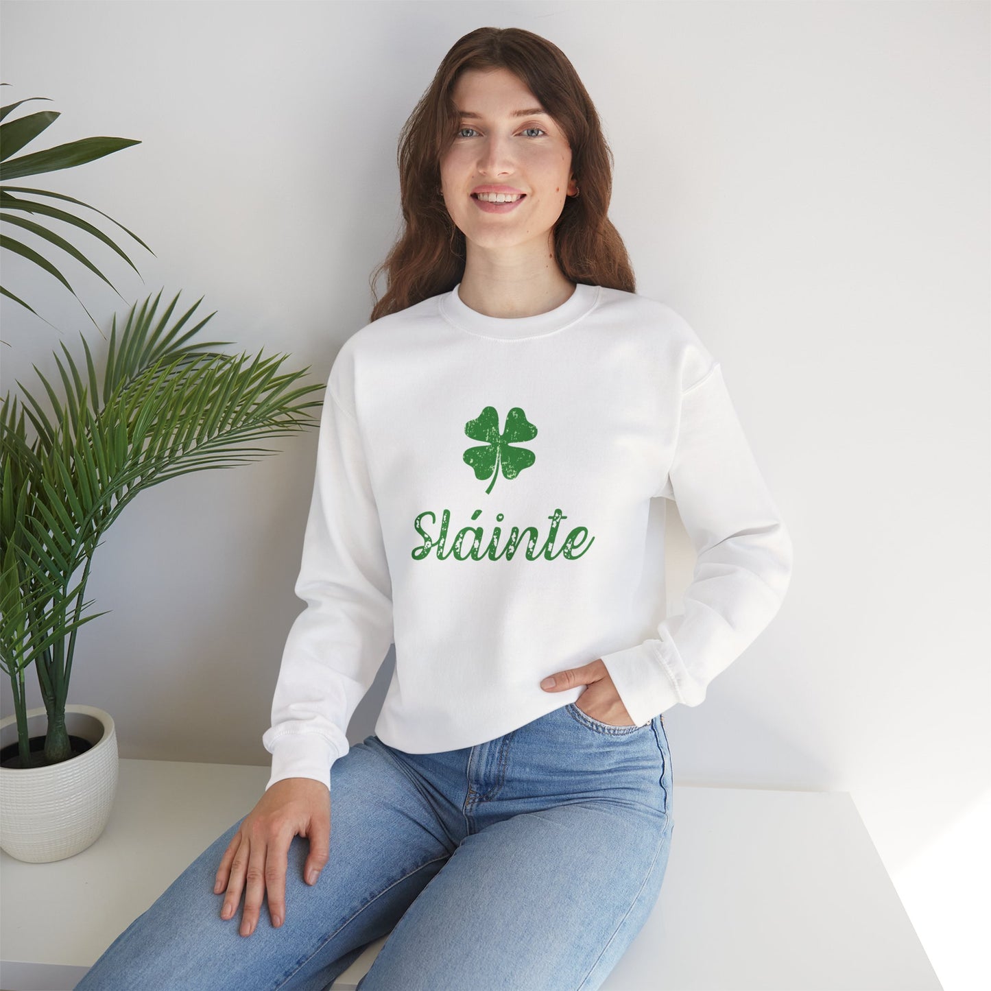 Sláinte Irish Sweatshirt – St Patrick’s Day Shamrock Crewneck – Irish Cheers Shirt – Lucky Clover St Paddy’s Day Sweatshirt