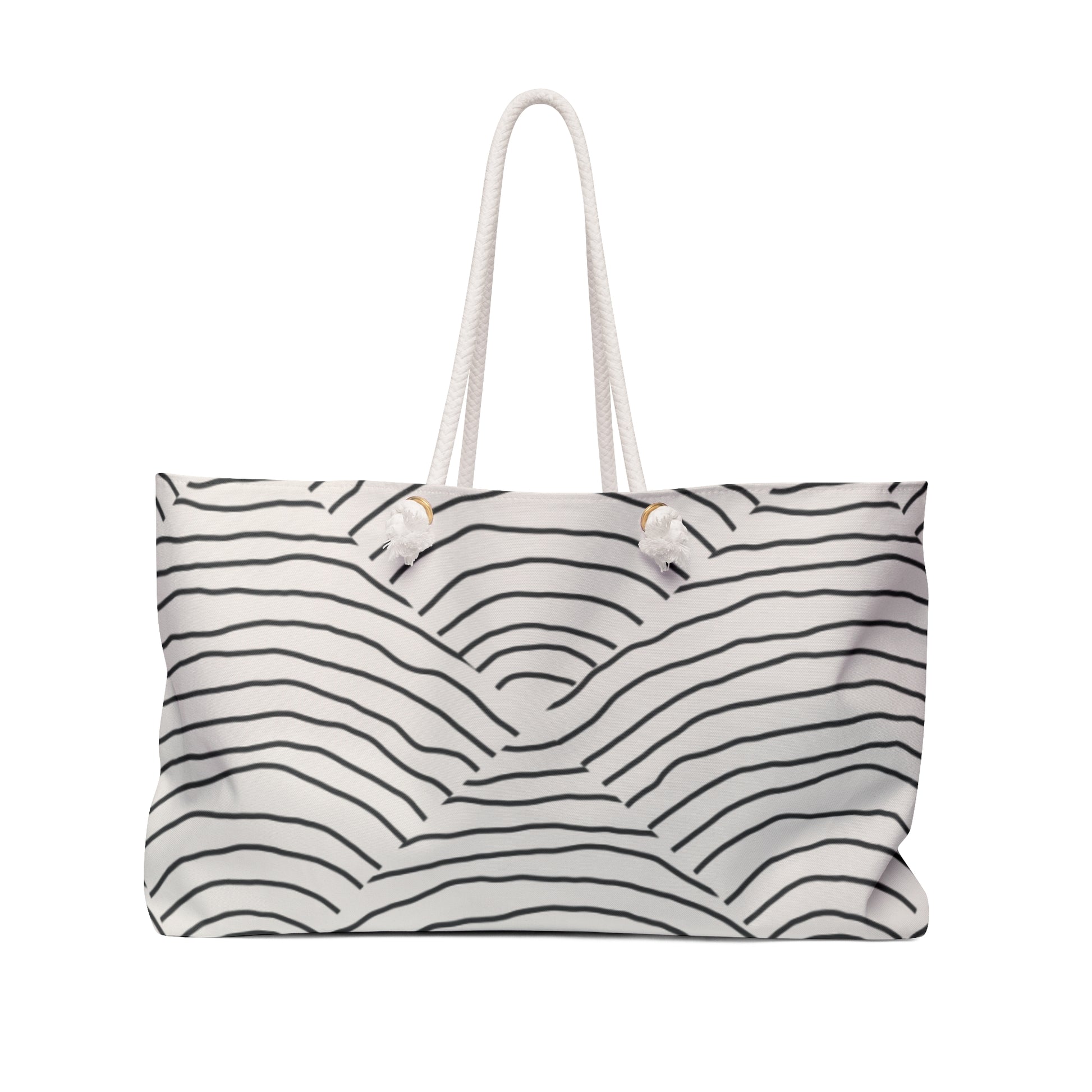 Weekend bag with black and white wavy pattern on a white background