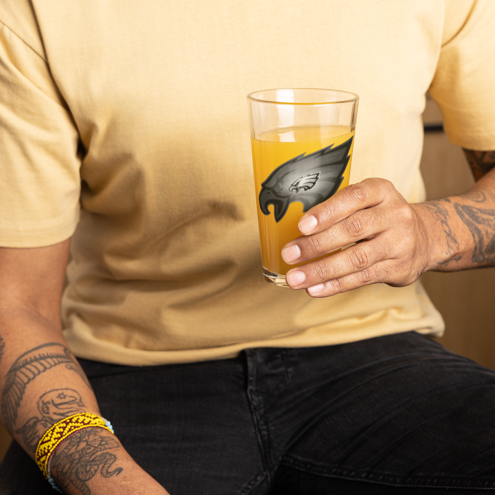 Philadelphia Eagles Pint Glass 16 oz | NFL Beer Glass | Philly Football Gift for Him | Game Day Drinkware | Eagles Fan Barware | Tailgate Cup