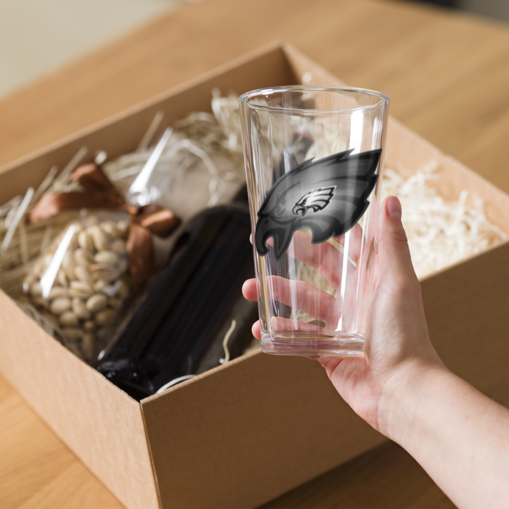 Philadelphia Eagles Pint Glass 16 oz | NFL Beer Glass | Philly Football Gift for Him | Game Day Drinkware | Eagles Fan Barware | Tailgate Cup